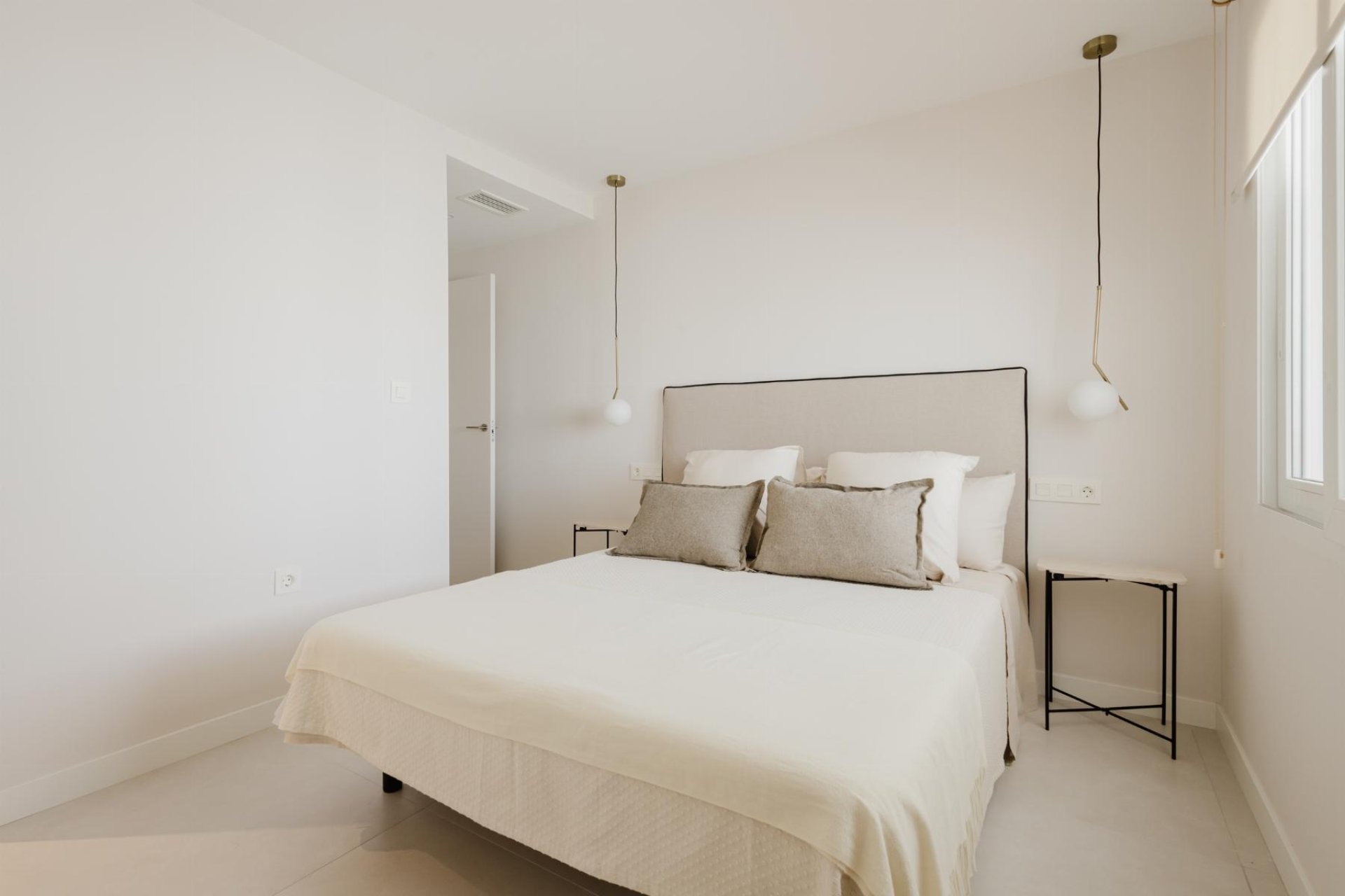 Alquiler a largo plazo - Apartamento - Torrevieja - Playa del Acequión