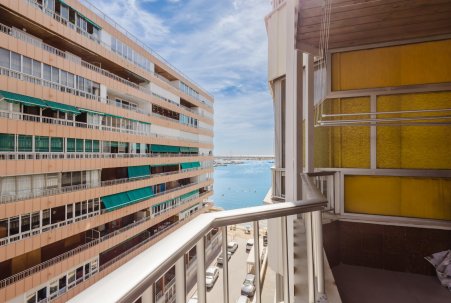 Apartamento - Sale - Torrevieja - Playa del Acequión