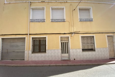 Appartement - Sale - Sax - Sax