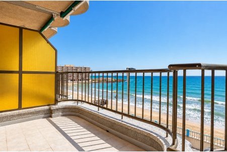 Appartement - Sale - Torrevieja - Playa de Los Locos