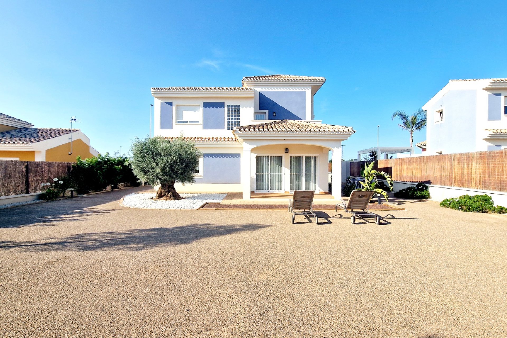 New Build - detached - Purias