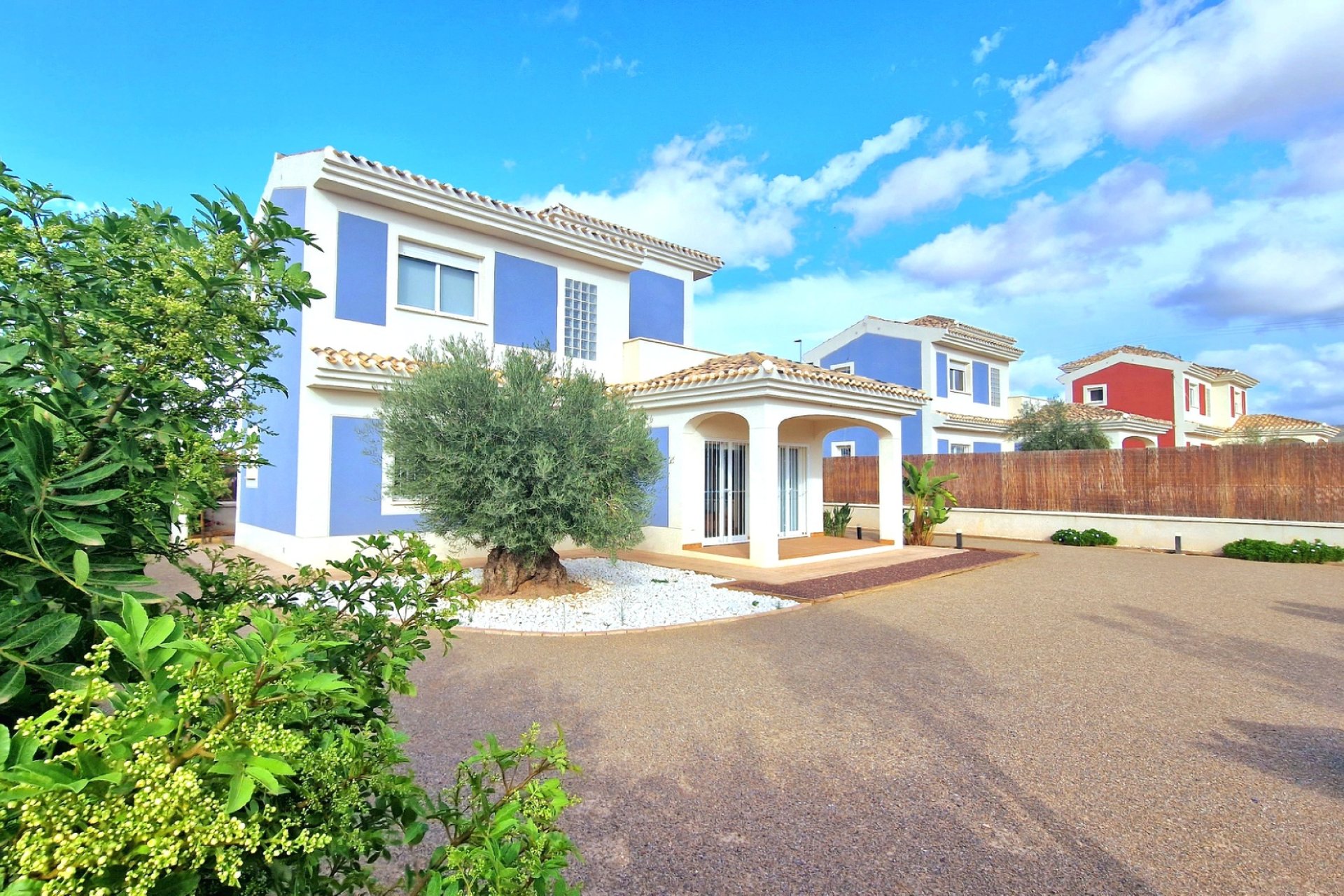 New Build - detached - Purias