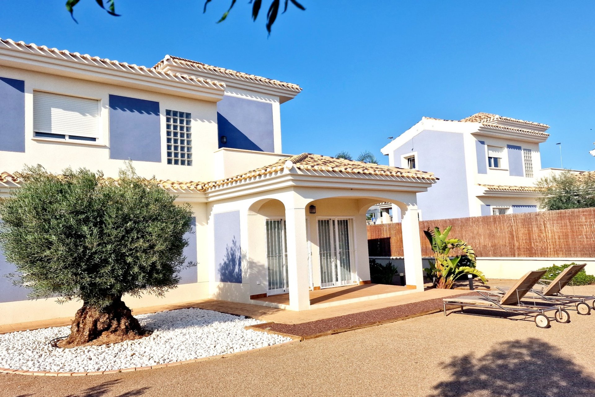 New Build - detached - Purias