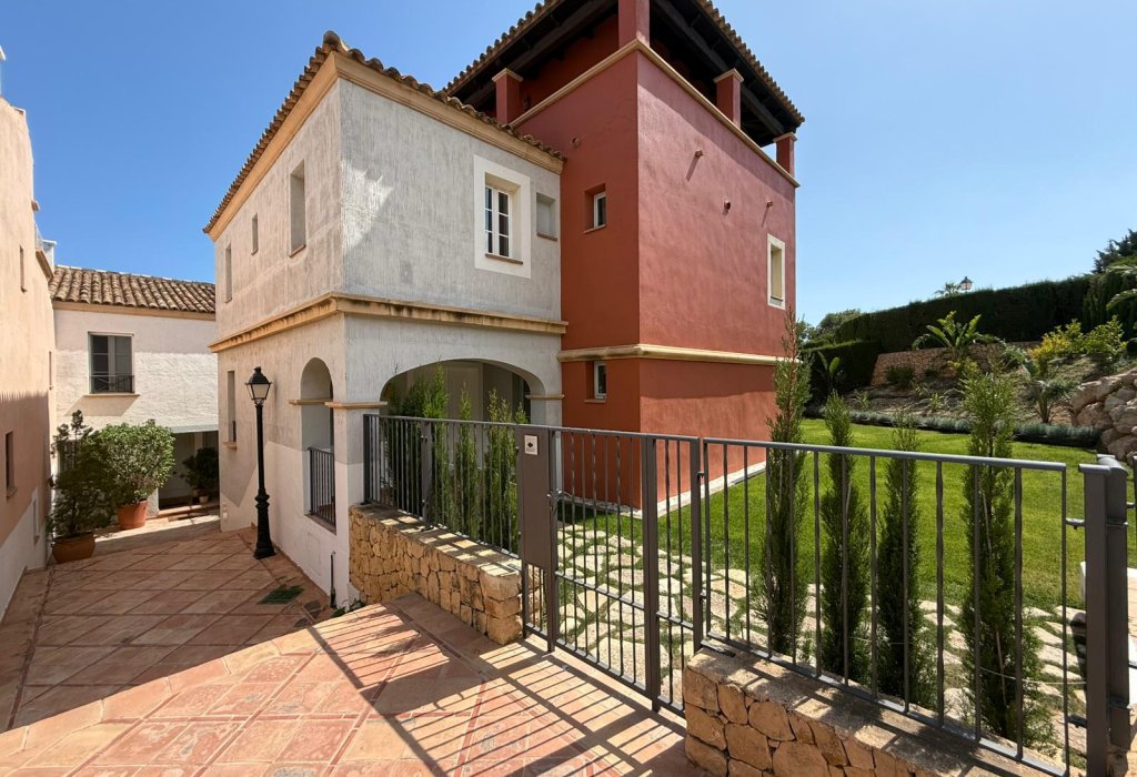 New Build - Herenhuis - Golf Badia