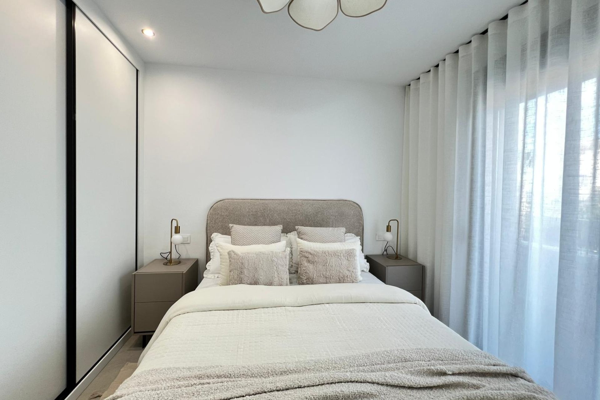 New Build - Stadthaus - Benferri