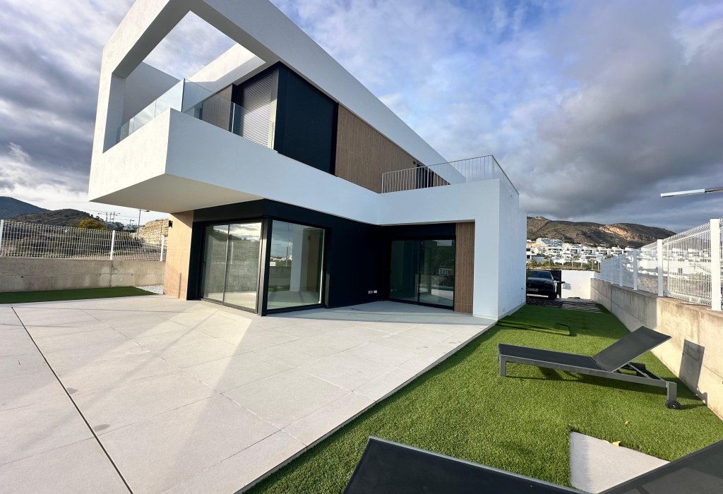 Obra Nueva - Chalet - Finestrat