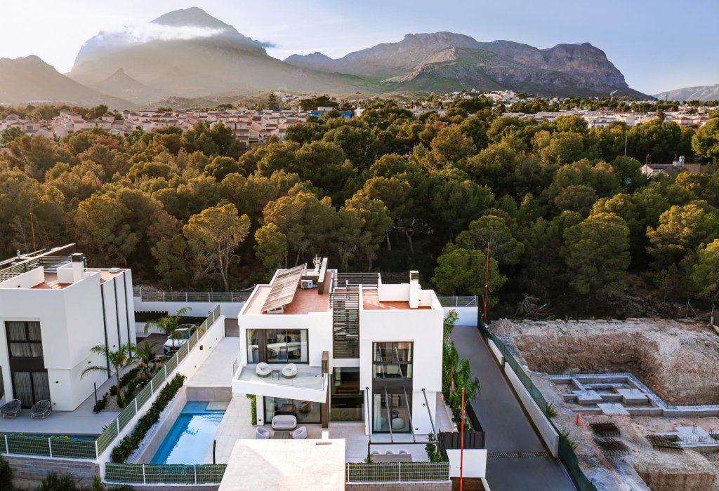Obra Nueva - Chalet - La Nucia