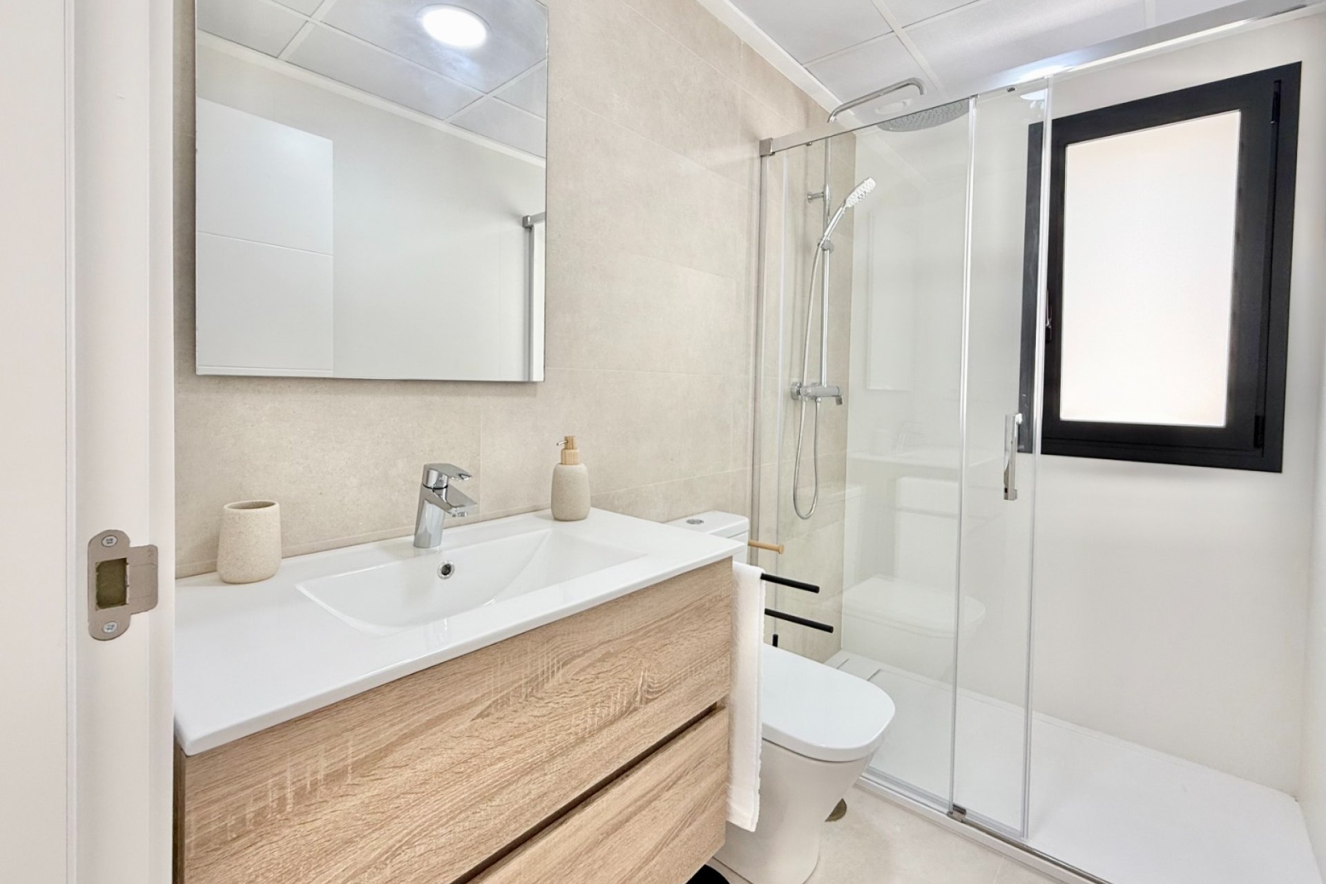 Obra Nueva - low-bungalow - Cox