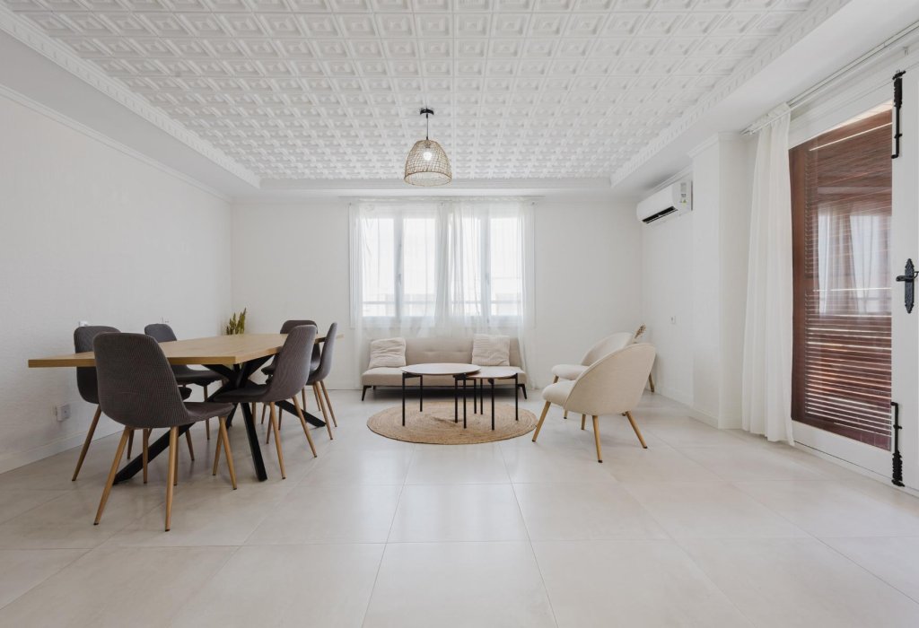 Prodej - Apartamento - Torrevieja - Playa del Acequión