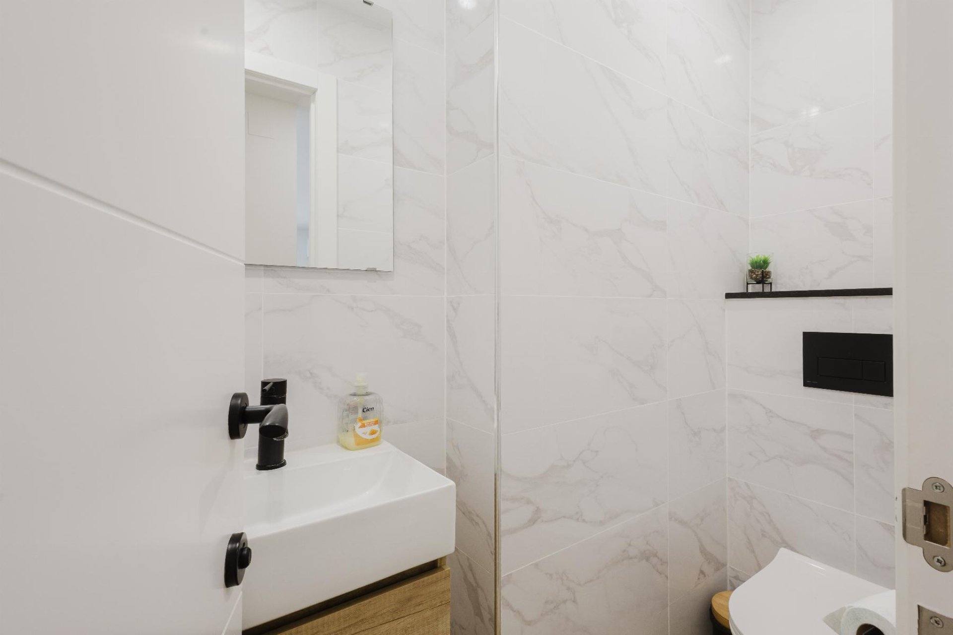 Prodej - Apartamento - Torrevieja - Playa del Acequión