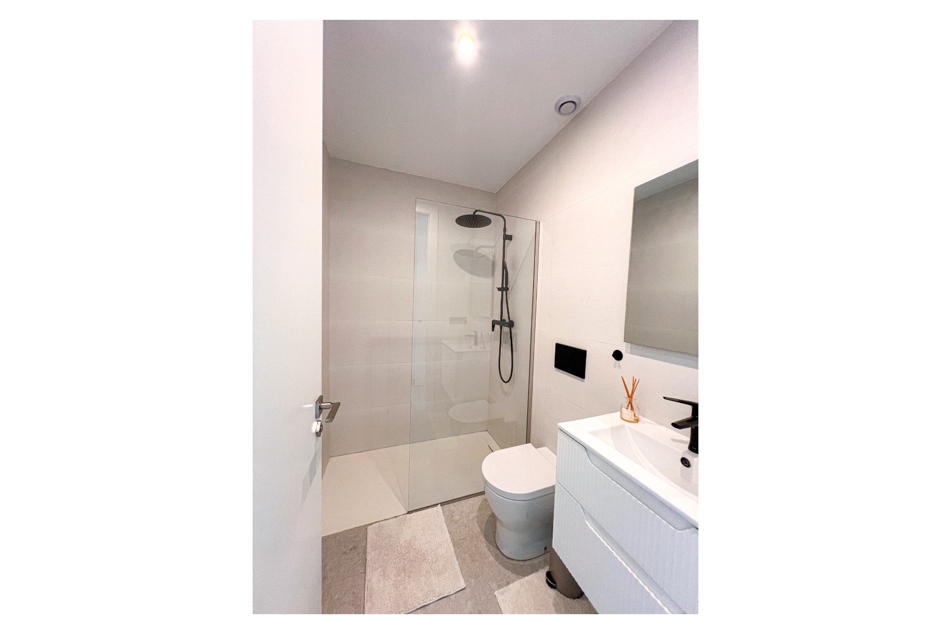 Prodej - Apartmán - Guardamar del Segura - Urbanizaciones