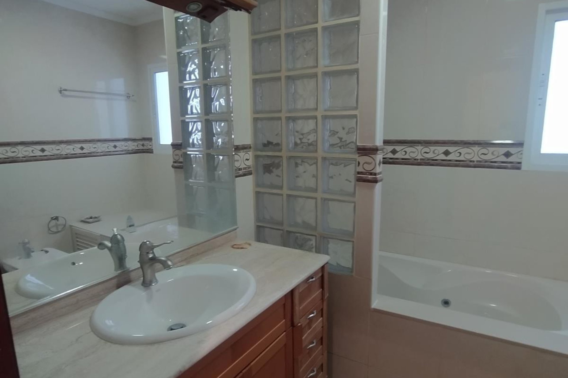 Prodej - Apartmán - Torrevieja - Playa del Cura
