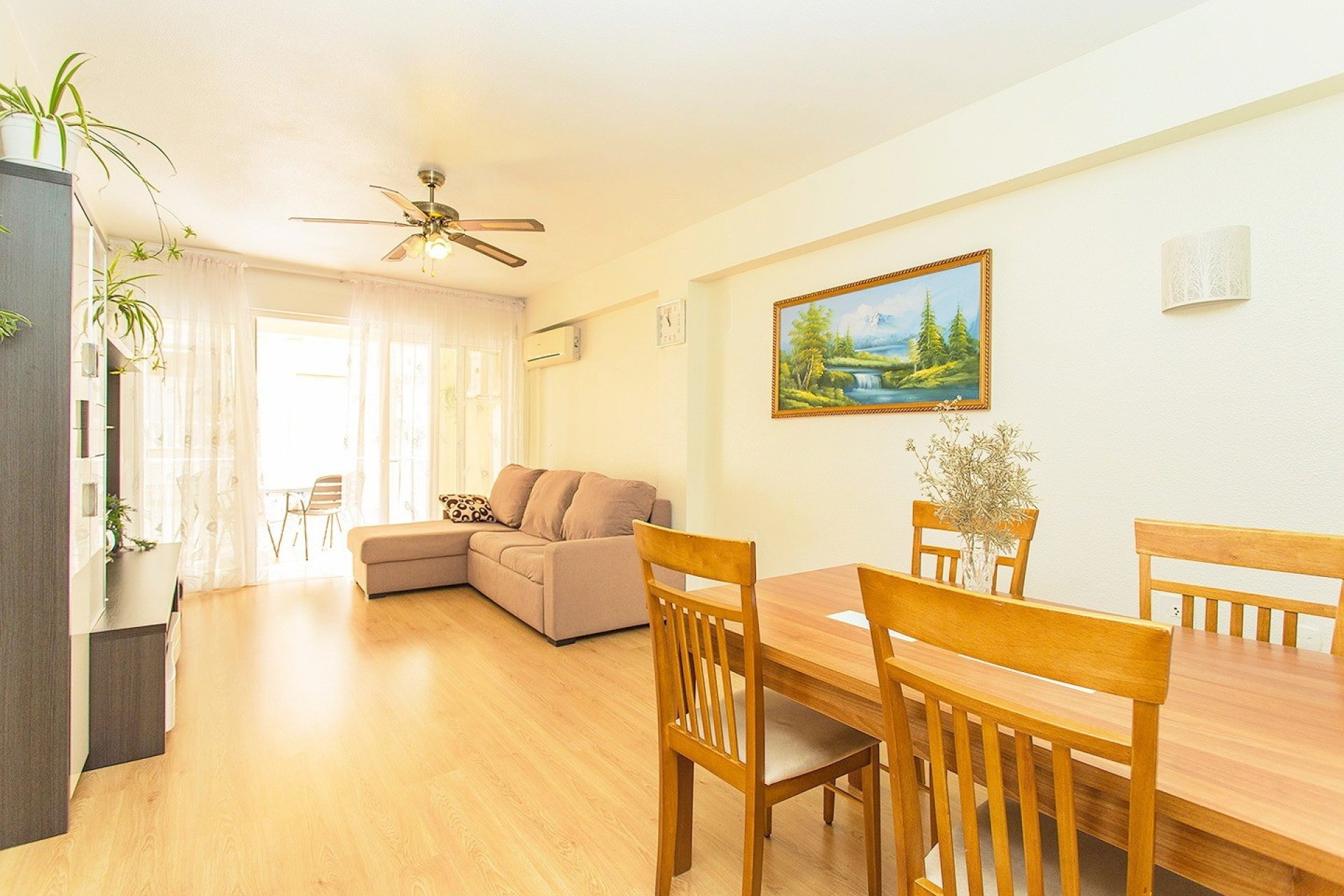 Prodej - Apartmán - Torrevieja - Playa del Cura