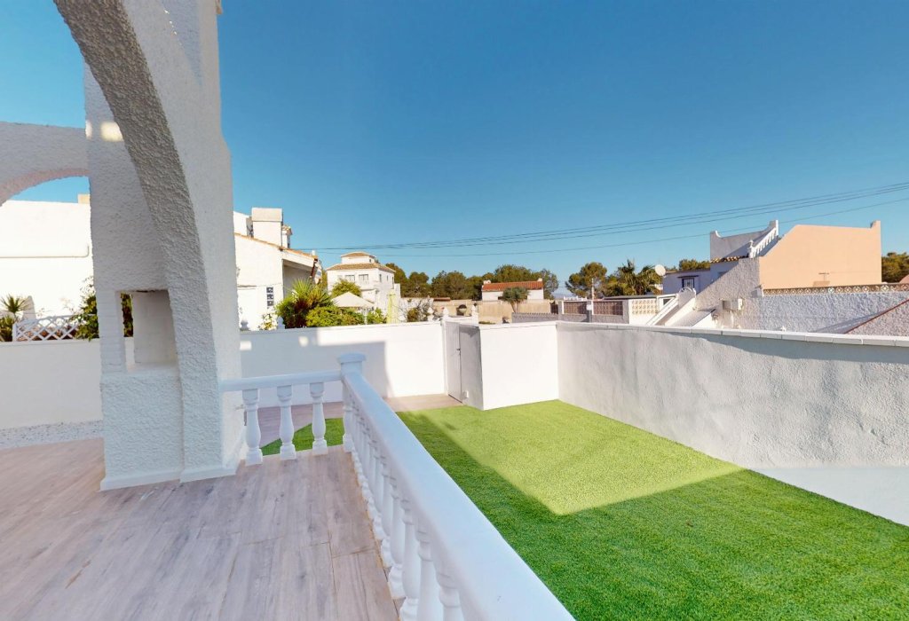 Prodej - Bungalow - Orihuela Costa - Blue Lagoon
