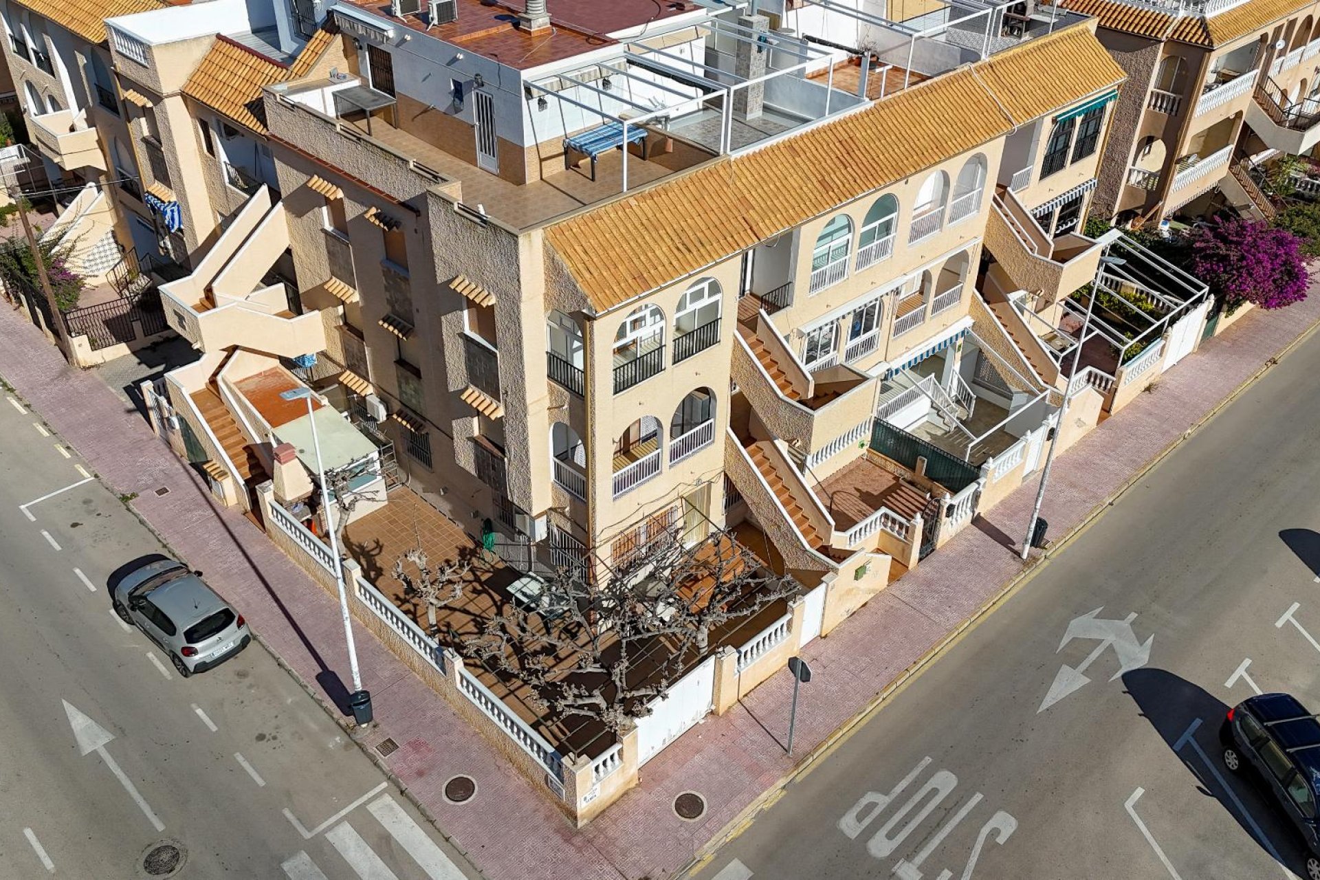 Prodej - Bungalow - Torrevieja - PLAYA DE LA MATA