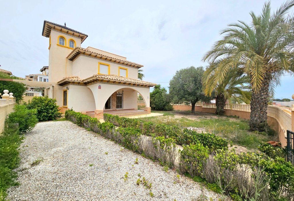 Prodej - Villa - Elche - La Marina