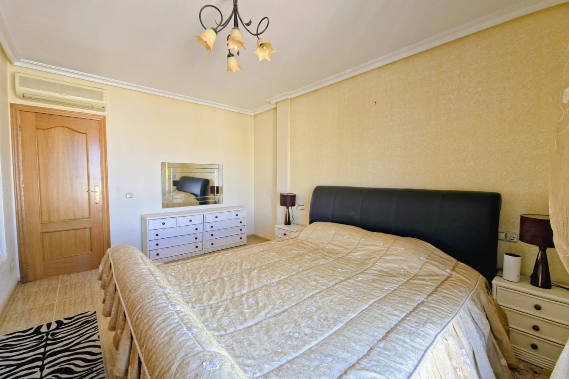 Prodej - Villa - Orihuela Costa - Las Filipinas