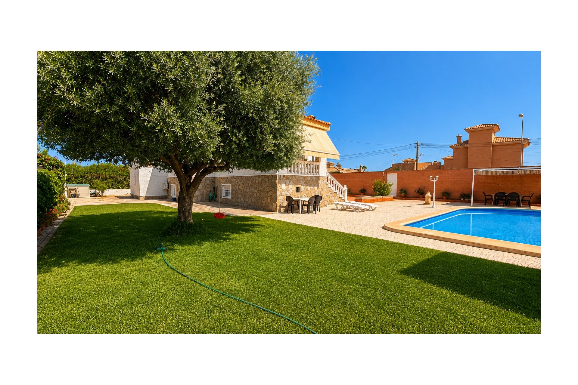Prodej - Villa - Torrevieja - La Siesta