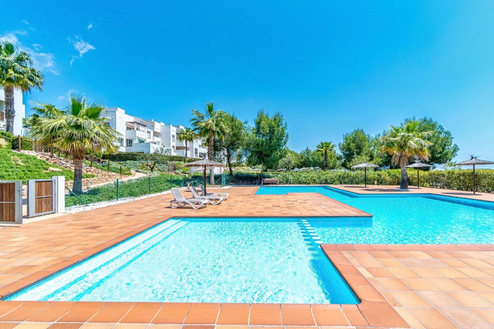 Sale - Apartamento - Orihuela Costa - Las Colinas Golf
