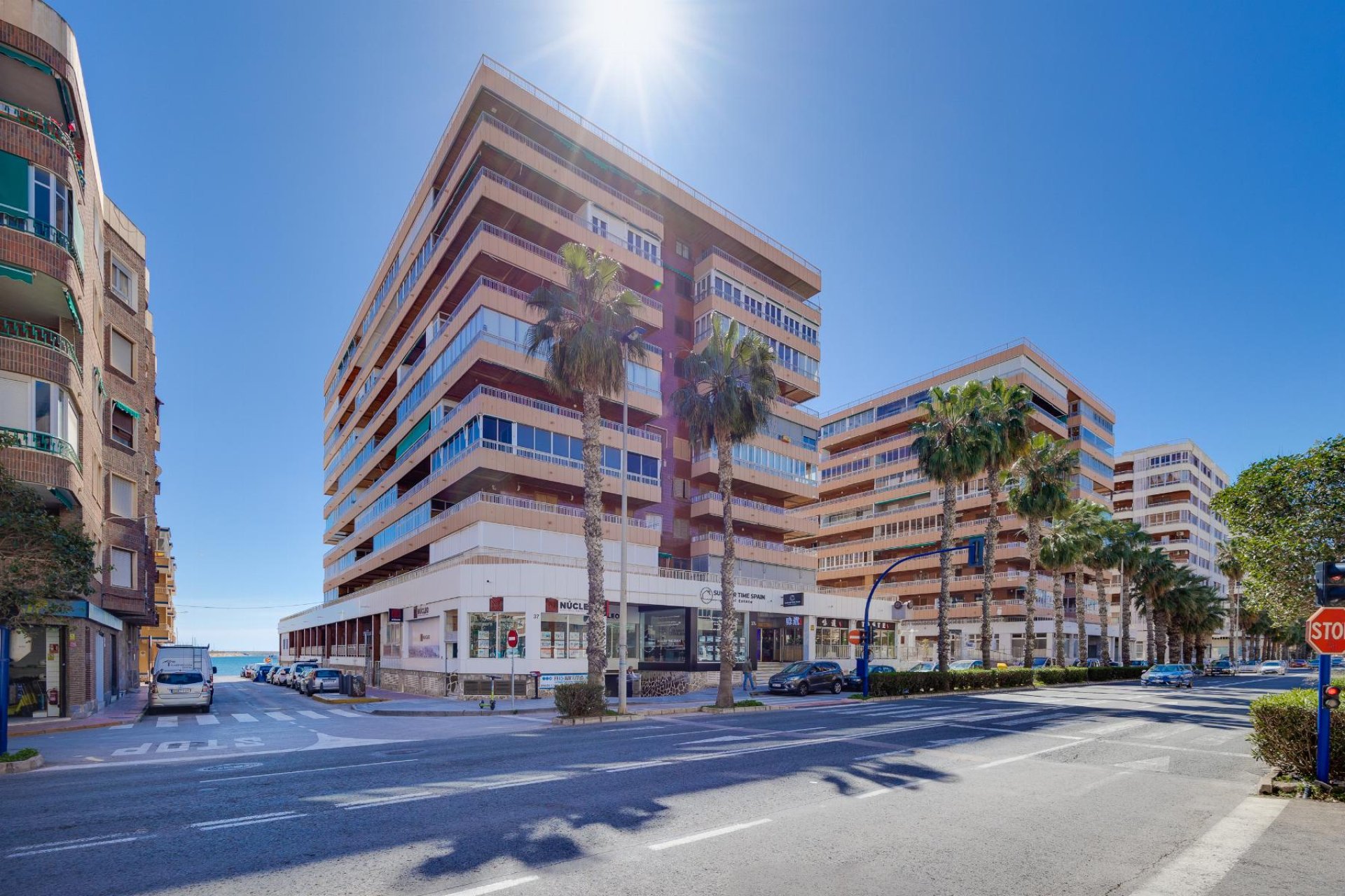 Sale - Apartamento - Torrevieja - Playa Acequion
