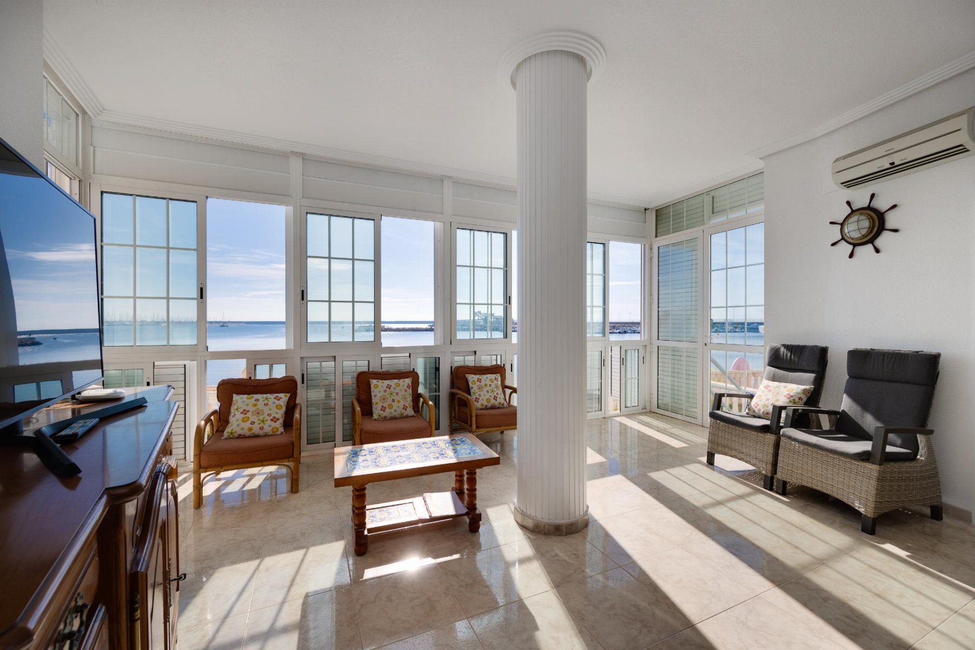 Sale - Apartamento - Torrevieja - Playa del Acequión