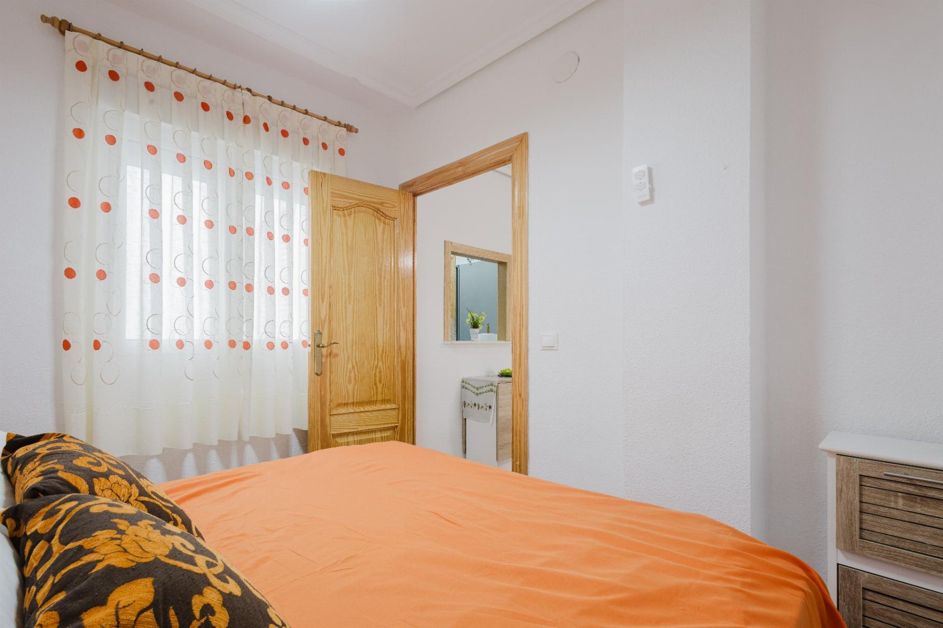 Sale - Apartamento - Torrevieja - Playa del Acequión