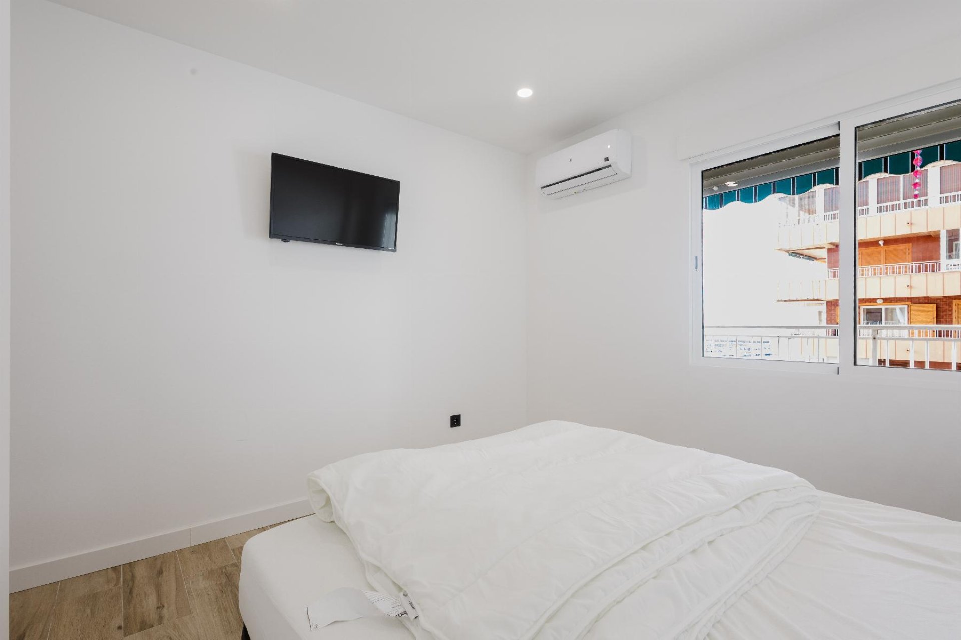 Sale - Apartamento - Torrevieja - Playa del Acequión