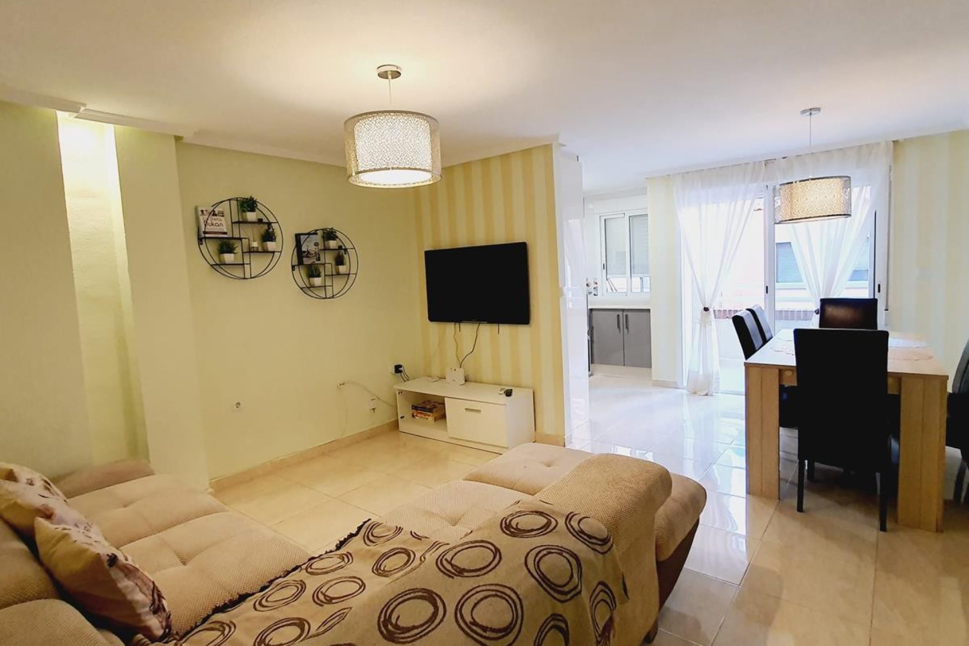 Sale - Apartment - Torrevieja - Centro