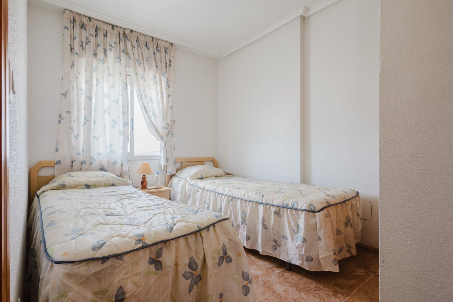 Sale - Apartment - Torrevieja - Playa del Acequión