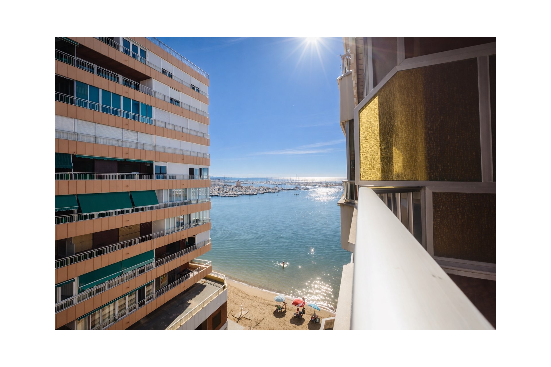 Sale - Apartment - Torrevieja - Playa del Acequión