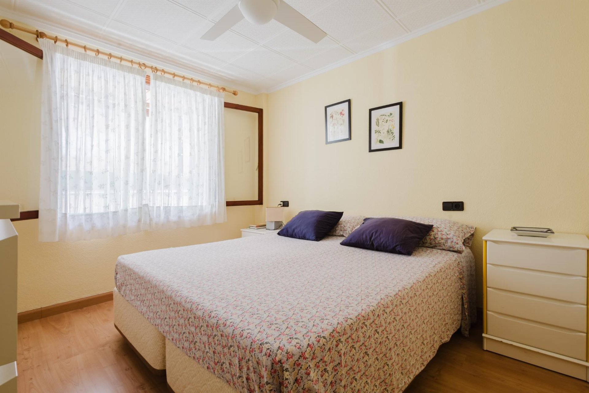 Sale - Apartment - Torrevieja - Playa del Acequión