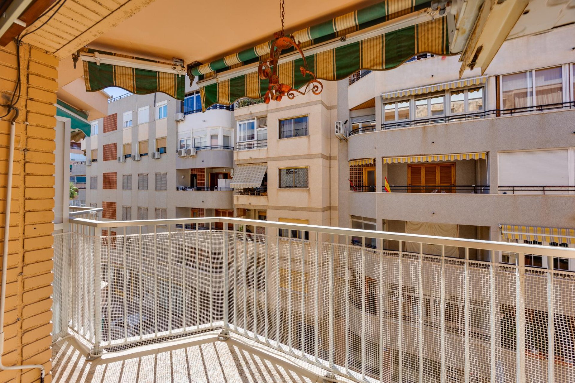 Sale - Apartment - Torrevieja - Playa del Acequión