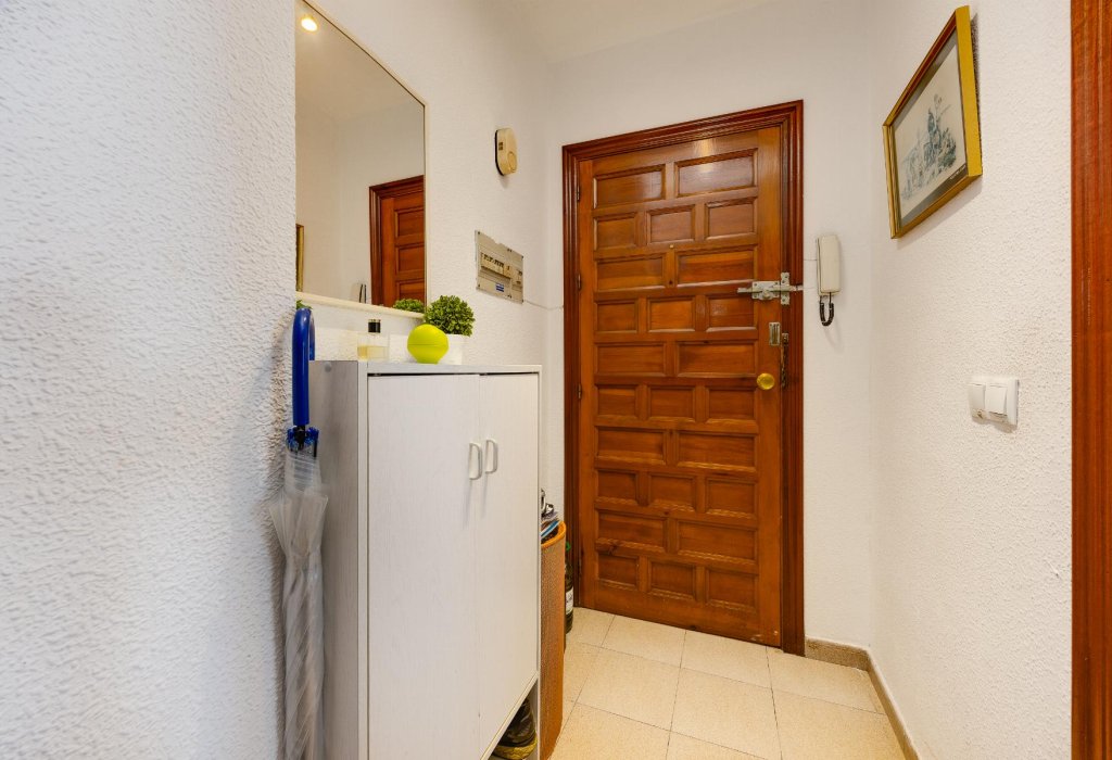 Sale - Apartment - Torrevieja - Playa del Acequión