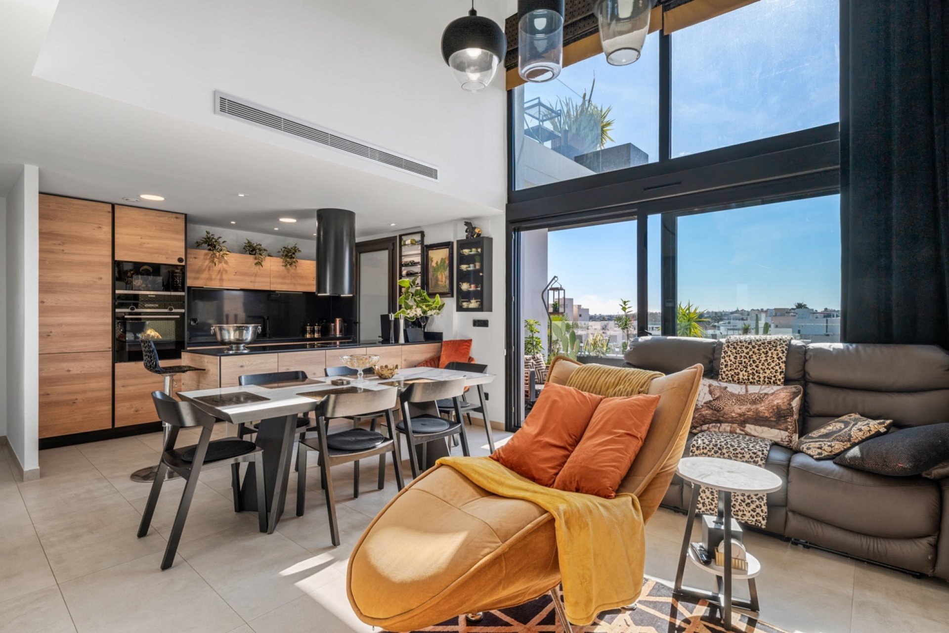 Sale - Apartment - Villamartín