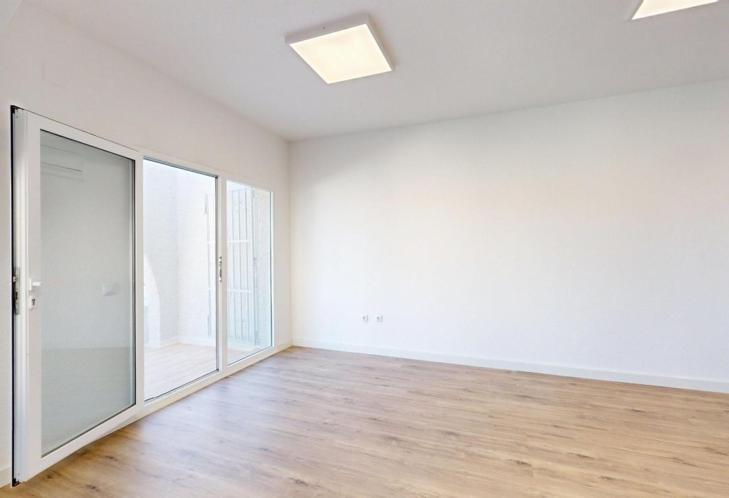 Sale - Bungalow - Orihuela Costa - Blue Lagoon