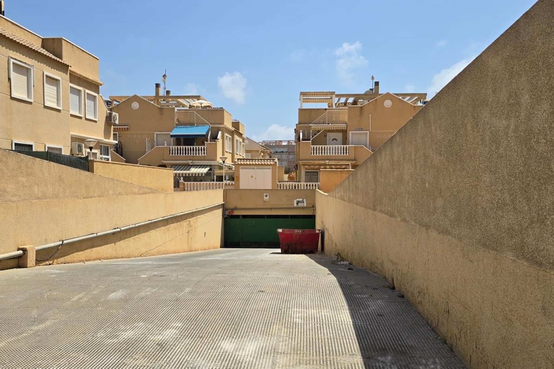 Sale - Bungalow - Torrevieja - Nueva Torrevieja - Aguas Nuevas