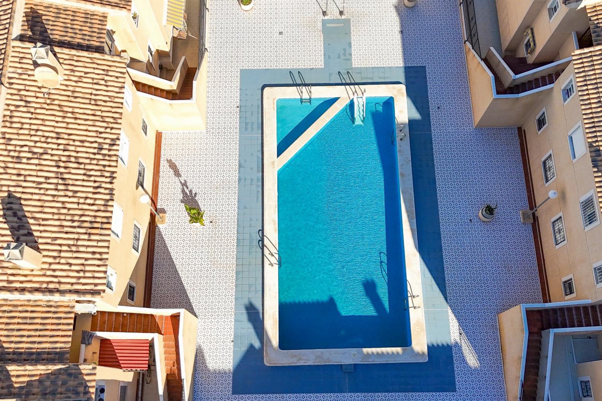 Sale - Bungalow - Torrevieja - Parque de Las Naciones