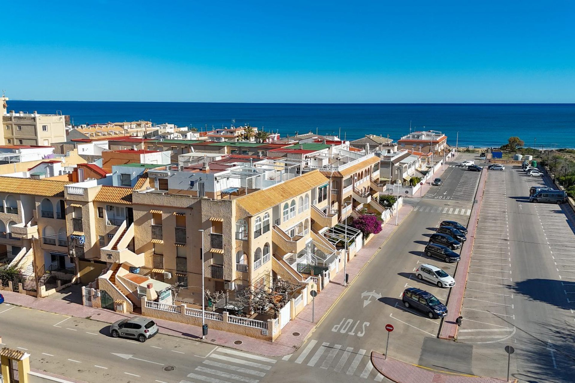 Sale - Bungalow - Torrevieja - PLAYA DE LA MATA