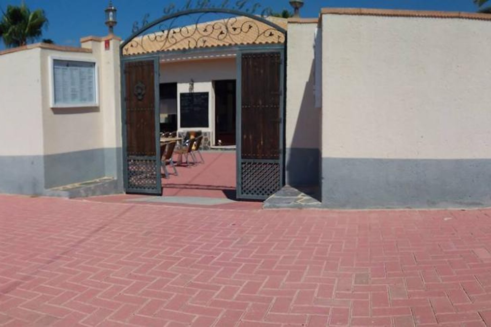 Sale - Bungalow - Torrevieja - playa de los naufragos