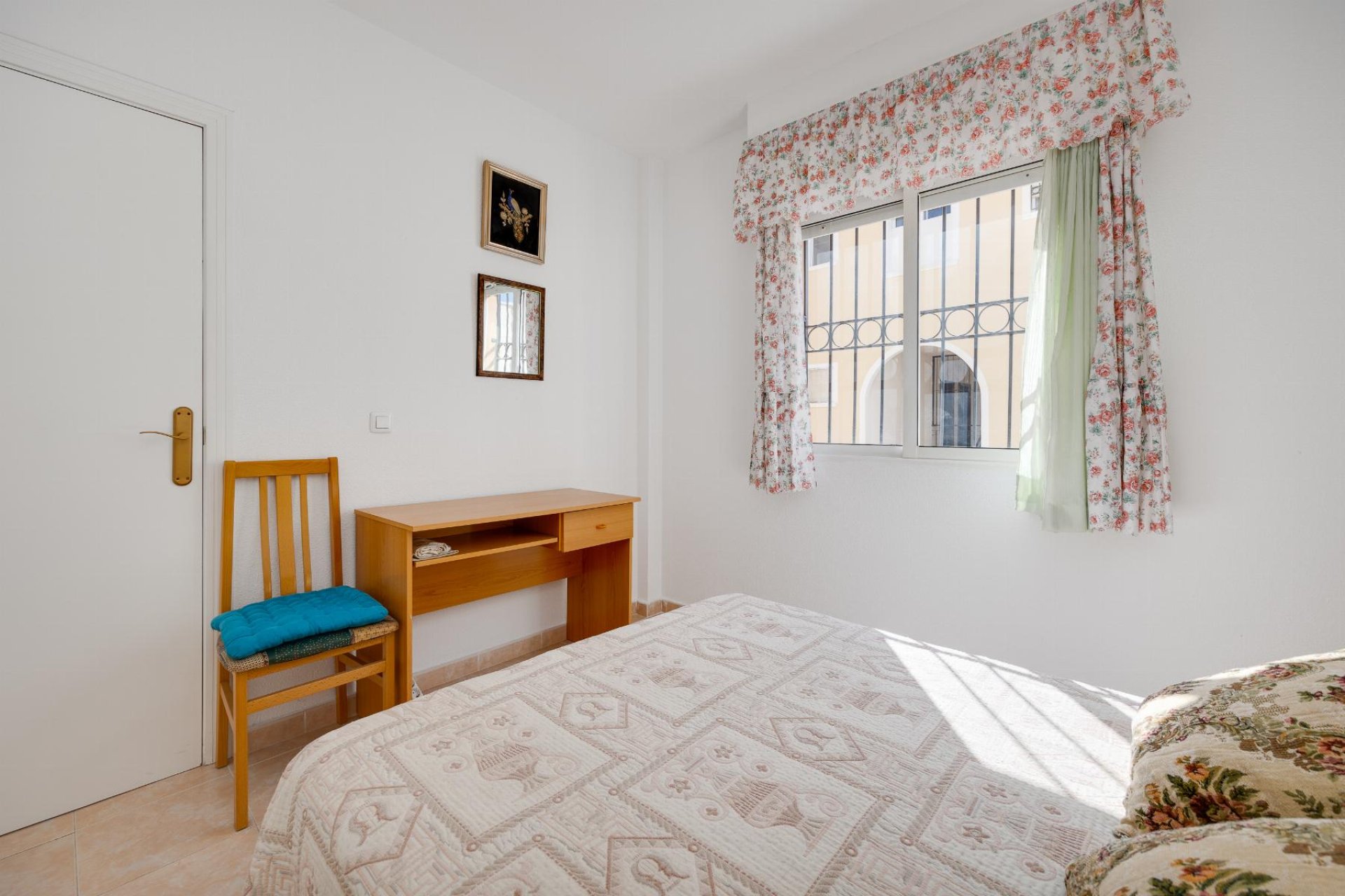 Sale - Bungalow - Torrevieja - playa de los naufragos