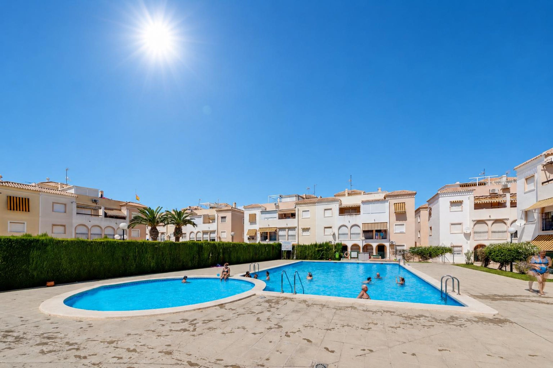 Sale - Bungalow - Torrevieja - playa de los naufragos