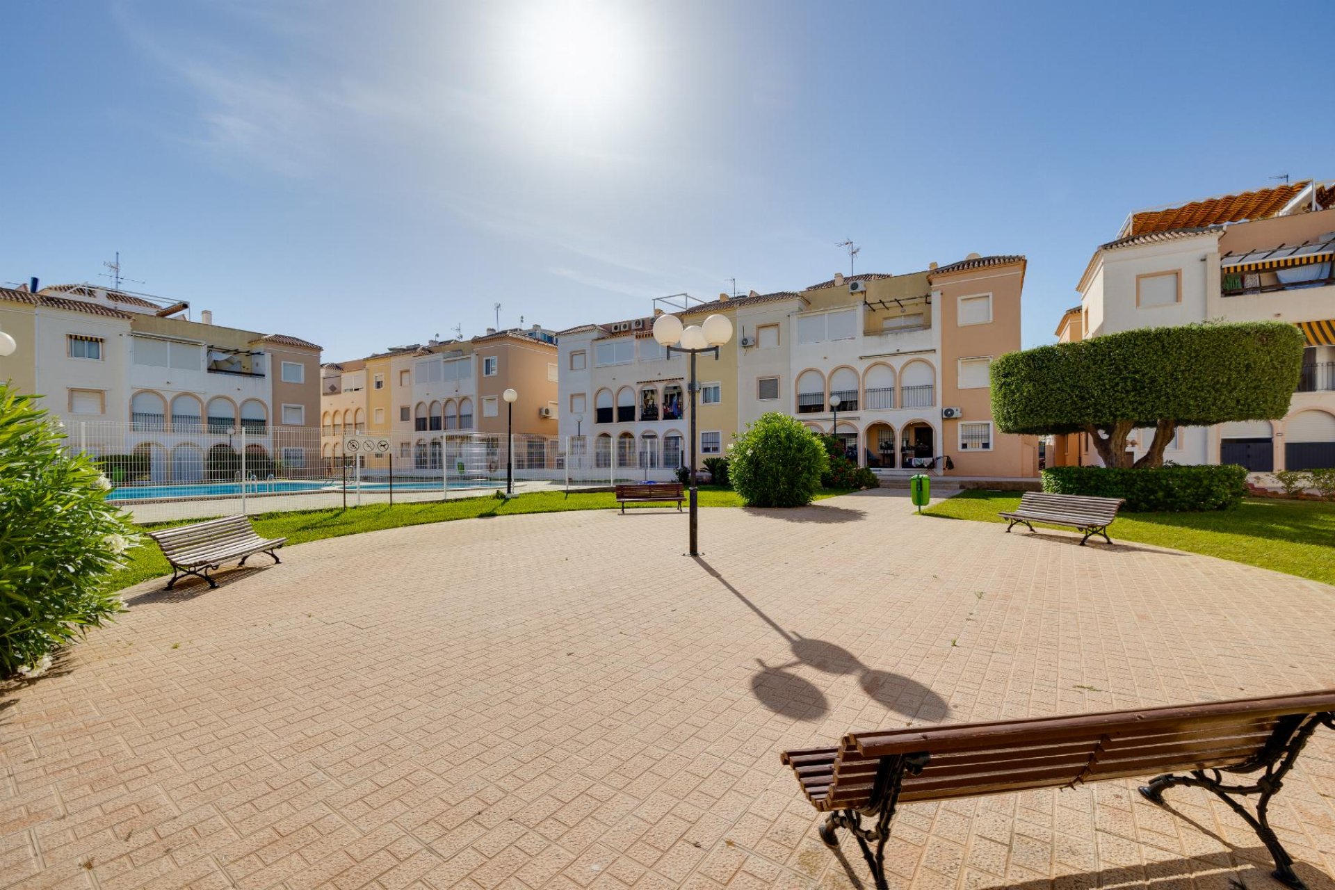 Sale - Bungalow - Torrevieja - playa de los naufragos