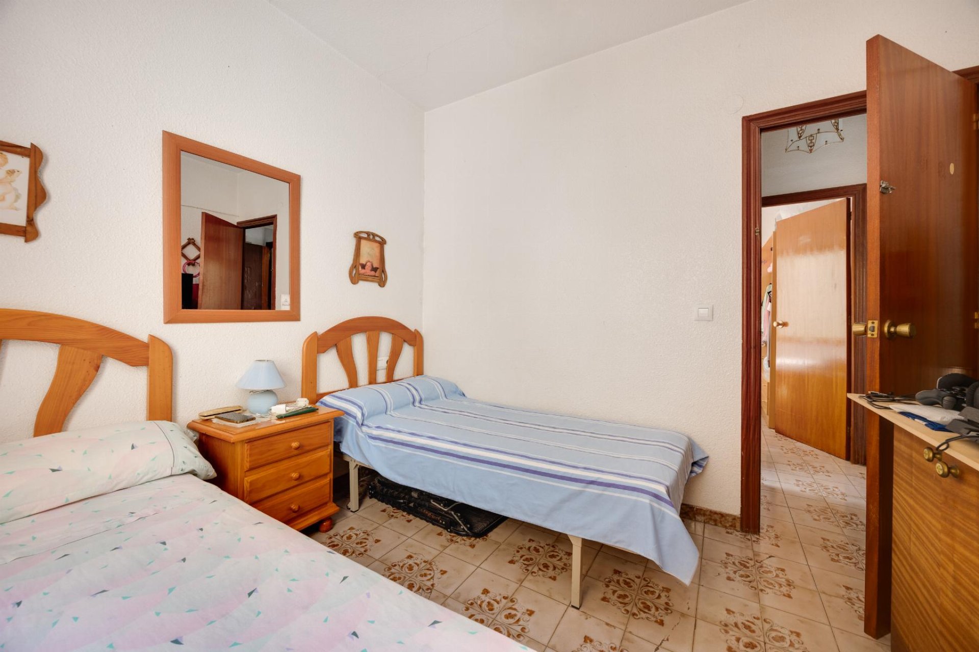 Sale - Bungalow - Torrevieja - Playa del Acequión