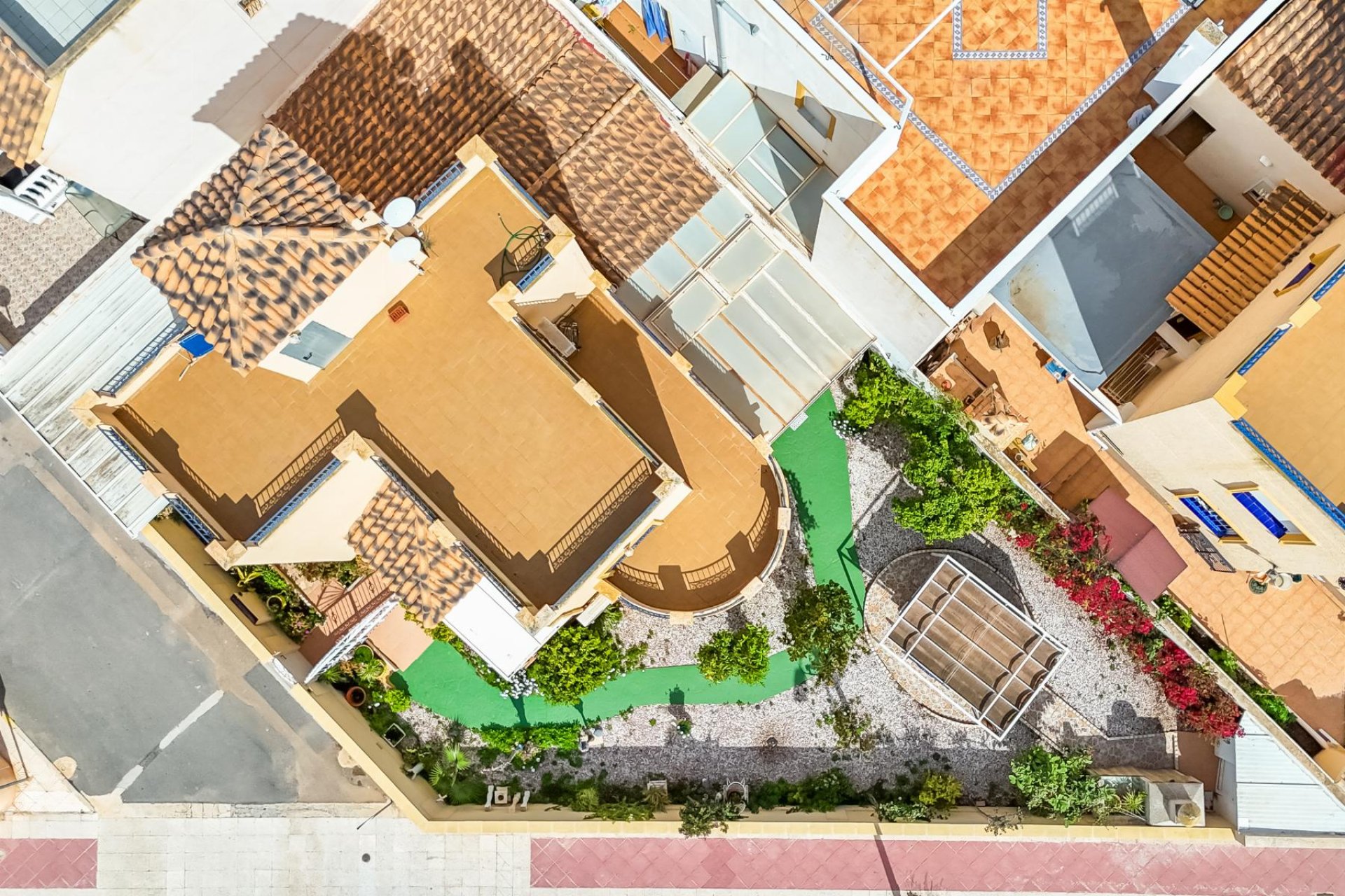 Sale - Chalet - Orihuela Costa - La Zenia- Orihuela costa