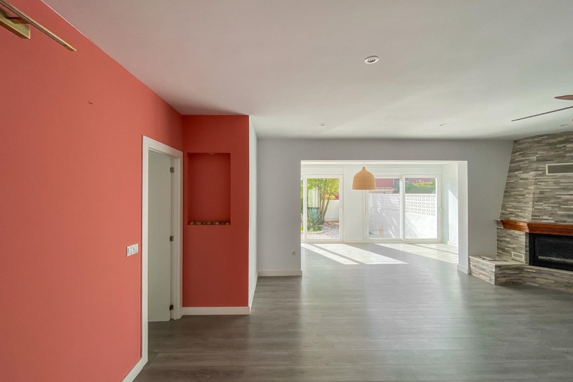 Sale - Chalet - Torrevieja - Aguas Nuevas