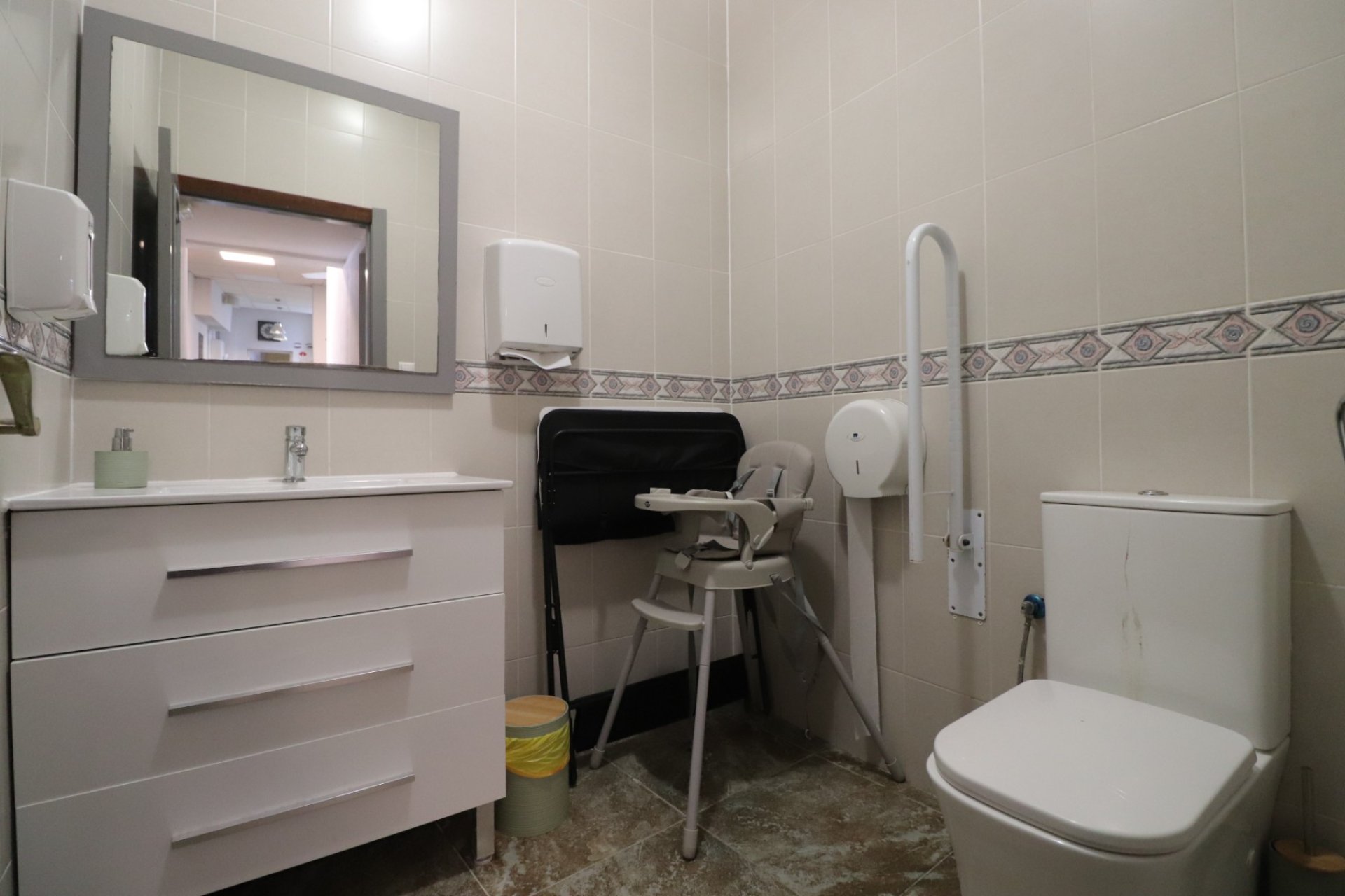 Sale - Commercial - Catral