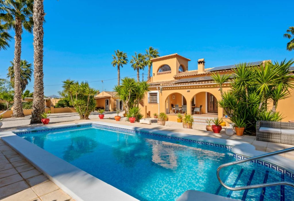 Sale - Country House - Rafal