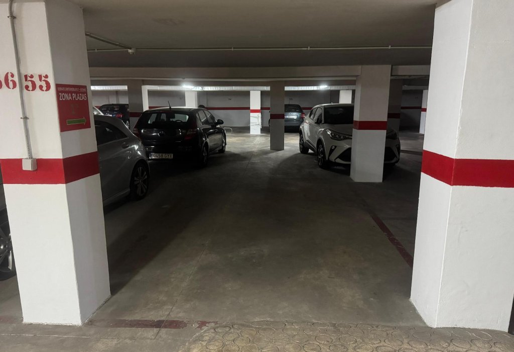 Sale - Garage - Torrevieja - Playa Acequion