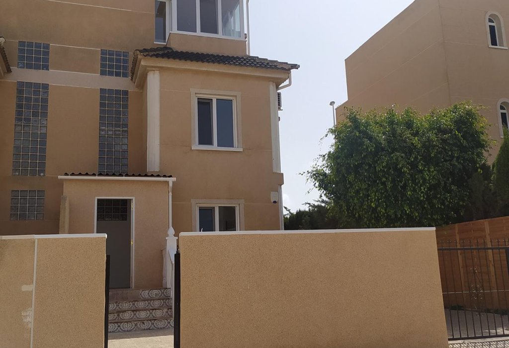 Sale - Herenhuis / duplex - Orihuela Costa - Cabo roig - La Zenia