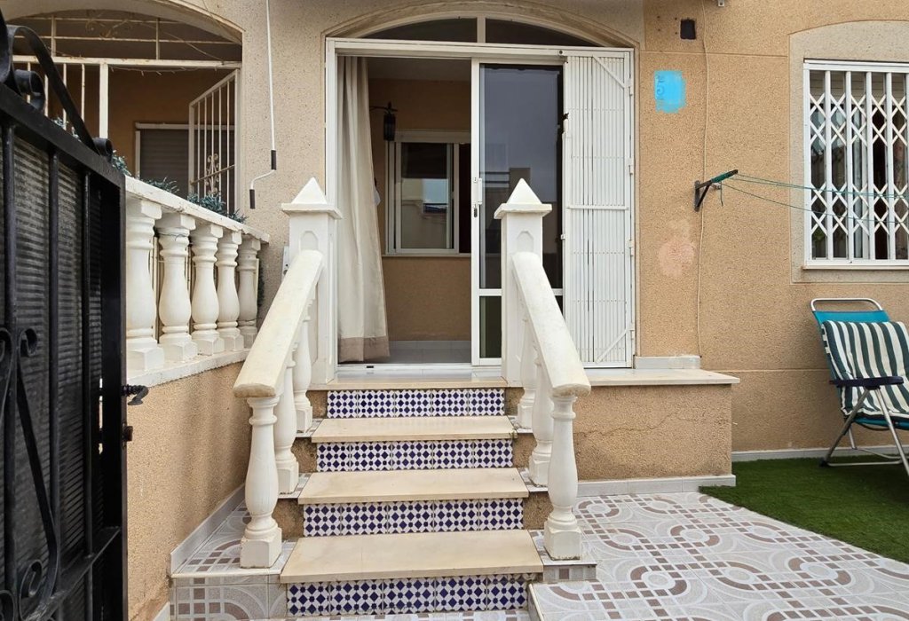 Sale - Herenhuis - Torrevieja - Los Balcones
